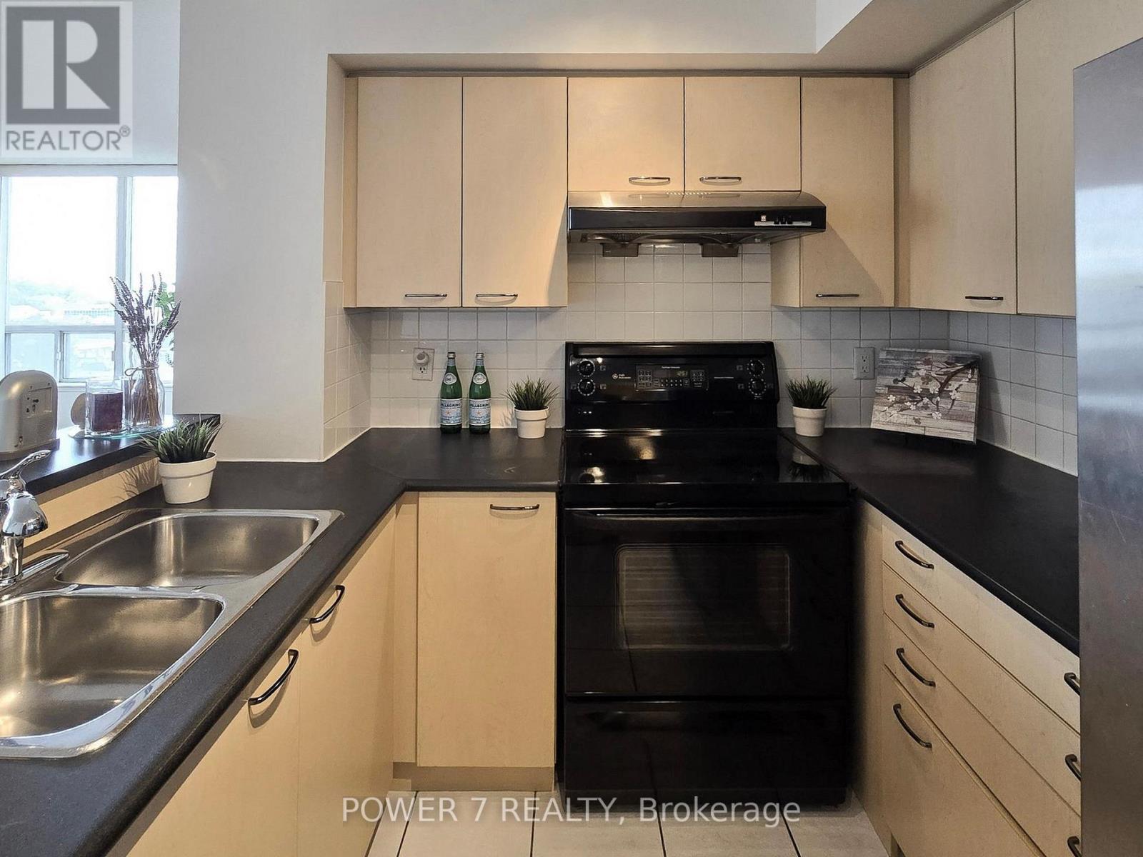 618 - 48 Suncrest Boulevard, Markham, Ontario  L3T 7Y5 - Photo 20 - N12493722