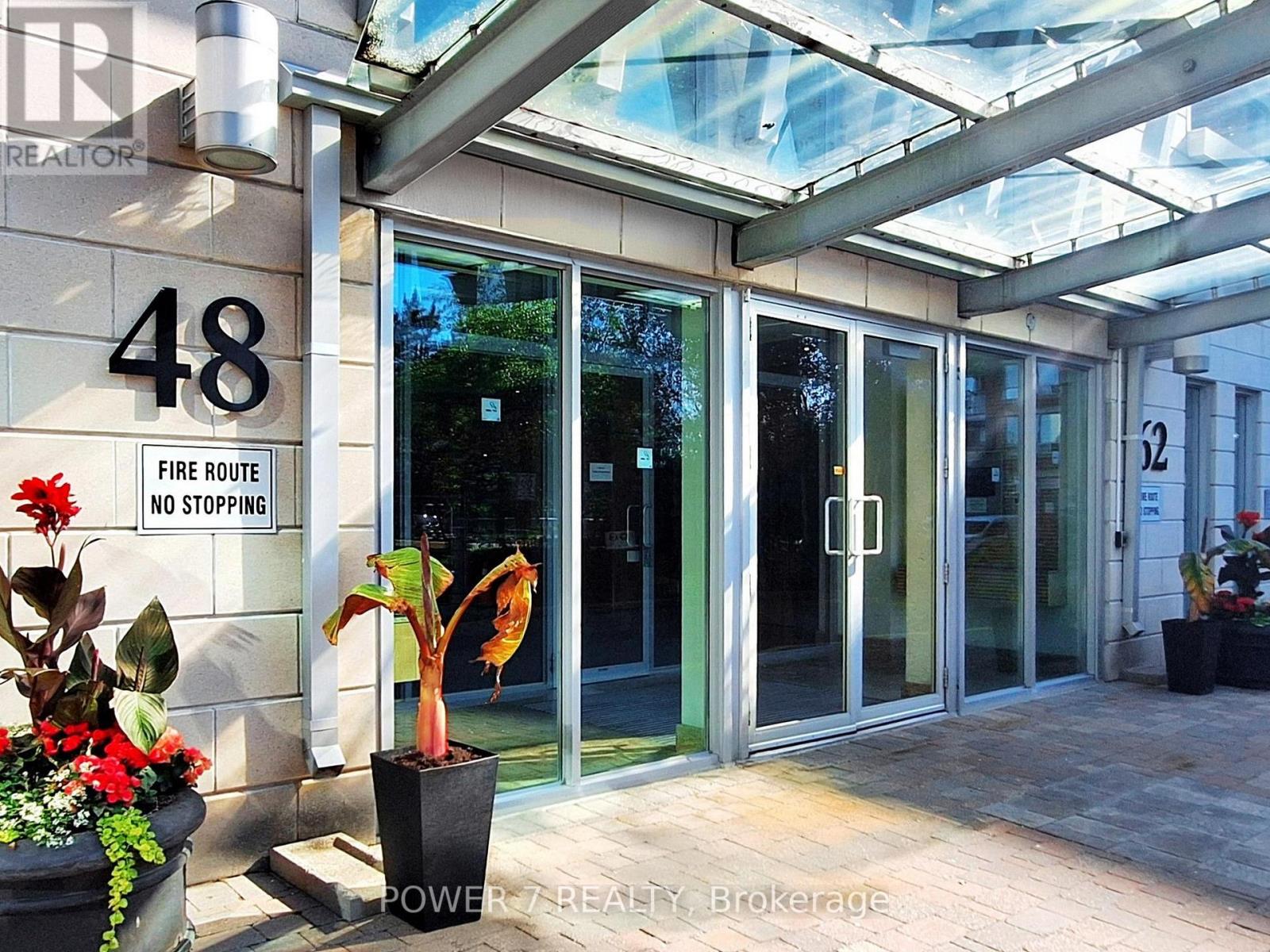 618 - 48 Suncrest Boulevard, Markham, Ontario  L3T 7Y5 - Photo 5 - N12493722