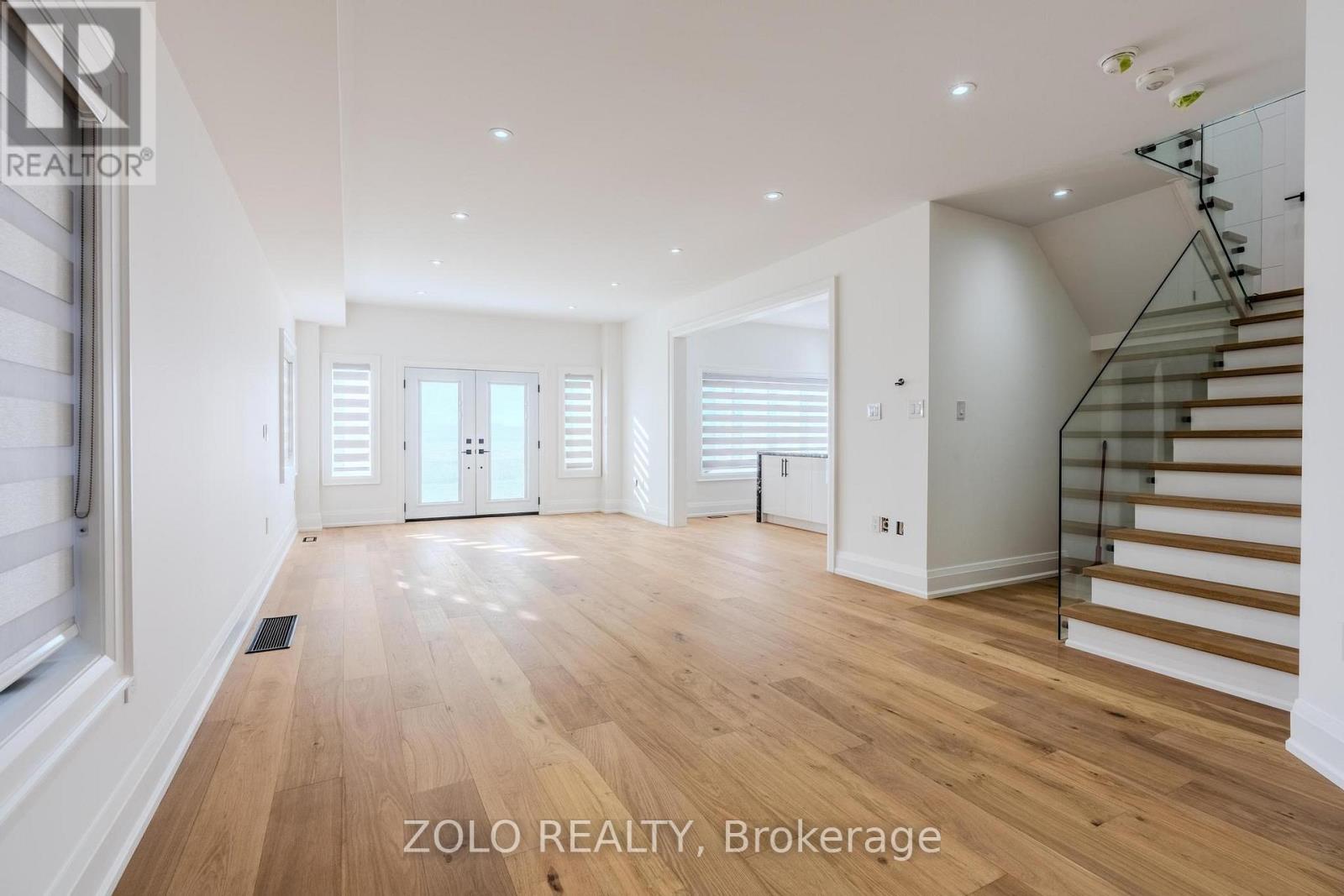 Upper - 1355 Broderick Street, Innisfil, Ontario  L9S 0P5 - Photo 8 - N12493756