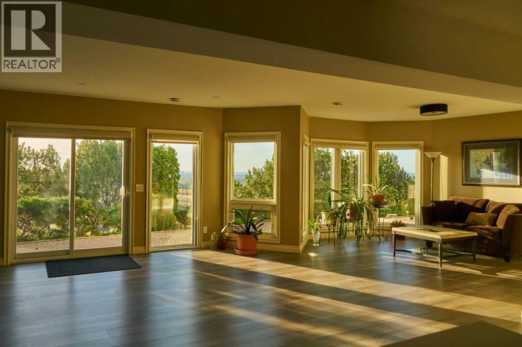 57 Edelweiss Point Nw, Calgary, Alberta  T3A 4N5 - Photo 25 - A2251887