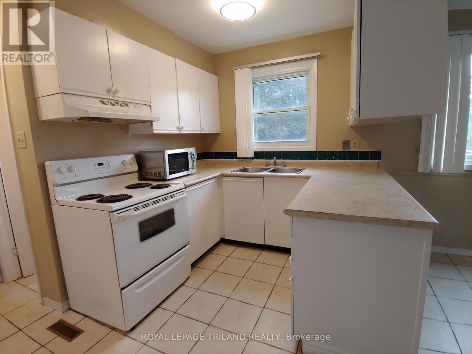 1004 Lawson Road, London North, Ontario  N6G 3M2 - Photo 6 - X12493798
