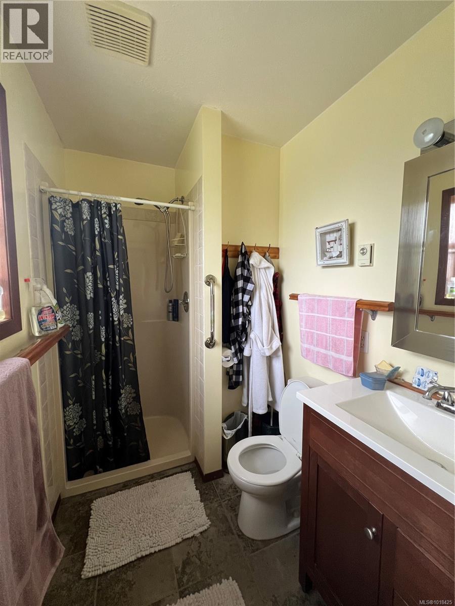 514 Cedar Cres, Gold River, British Columbia  V0P 1G0 - Photo 14 - 1018425