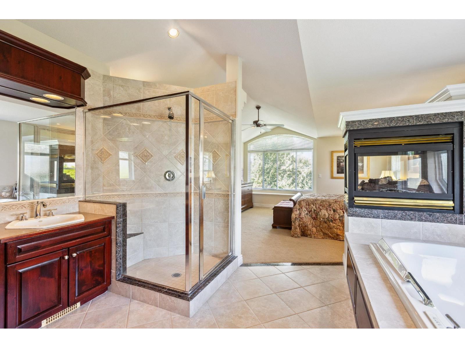 16221 Morgan Creek Crescent, Surrey, British Columbia  V3Z 0J2 - Photo 23 - R3063416