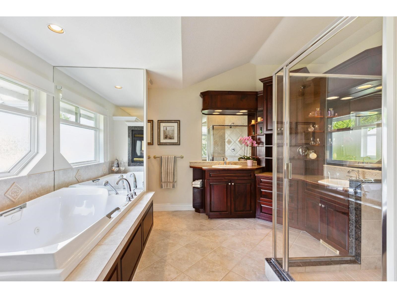 16221 Morgan Creek Crescent, Surrey, British Columbia  V3Z 0J2 - Photo 20 - R3063416