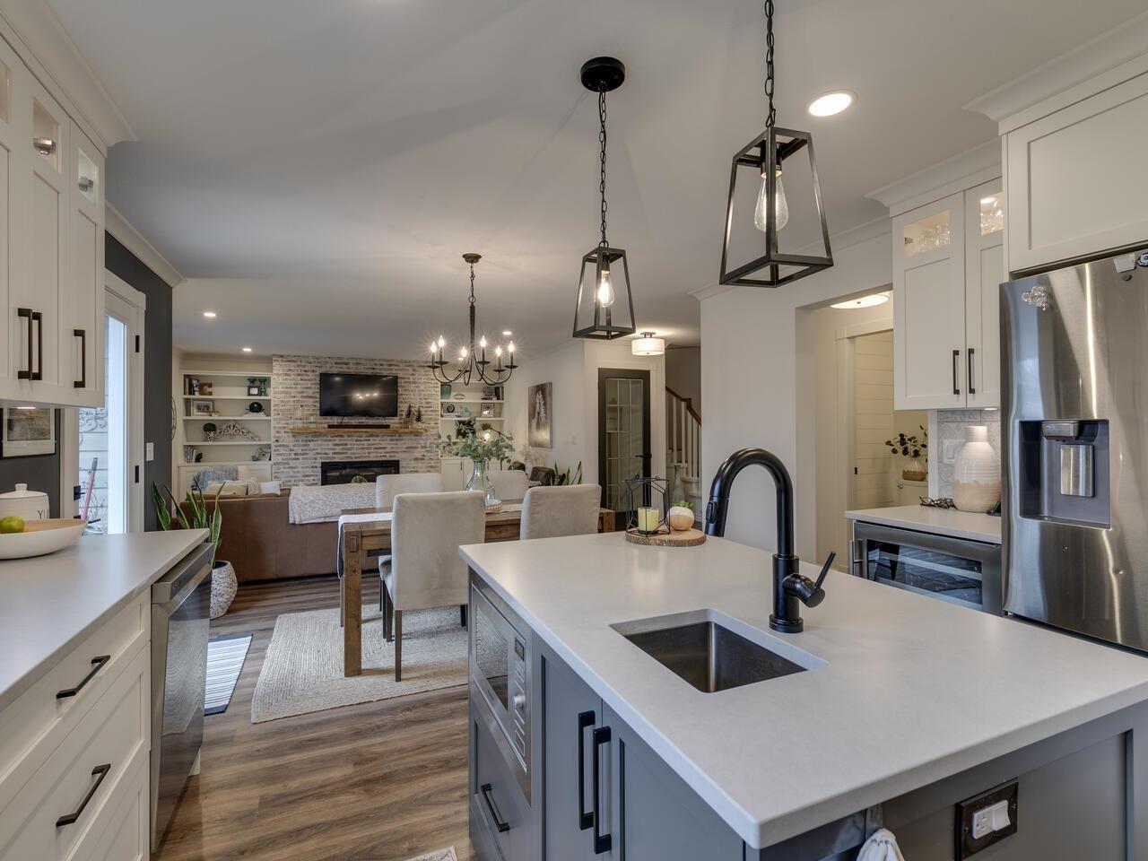 8060 Melburn Drive, Mission, British Columbia  V2V 7B6 - Photo 20 - R3063417