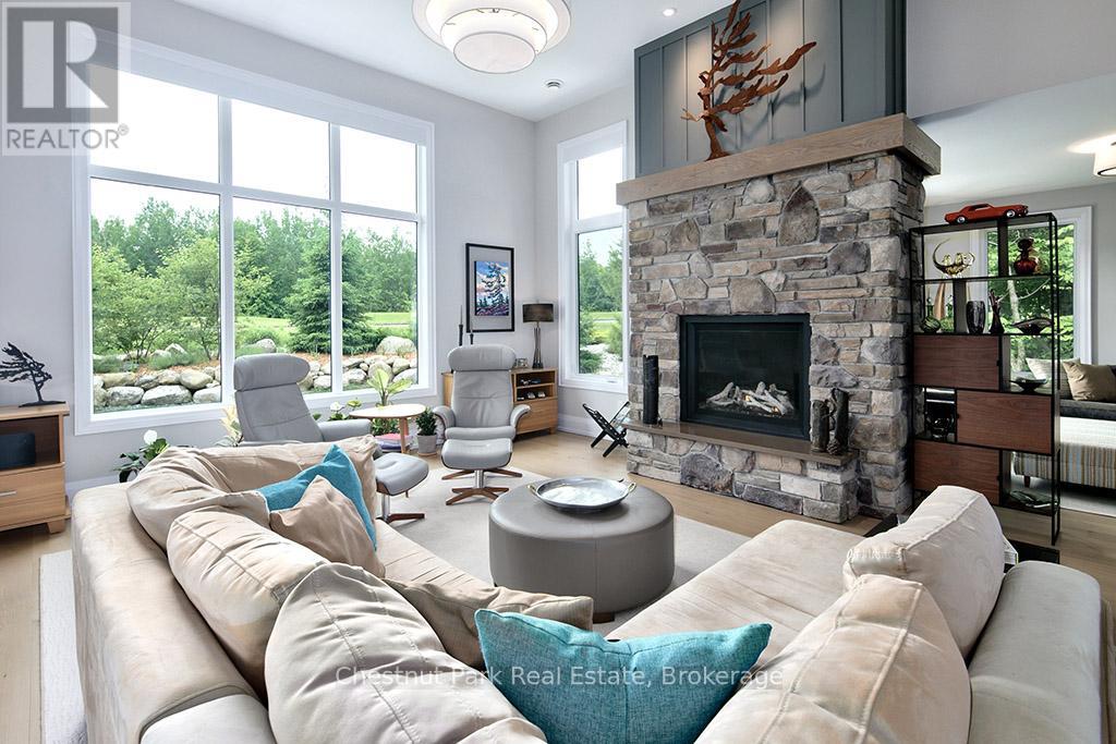 108 Stuart Court, Blue Mountains, Ontario  N0H 2P0 - Photo 14 - X12364564