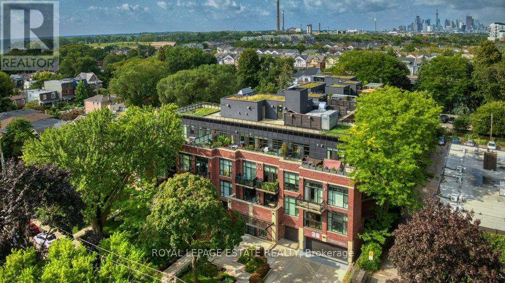 408 - 66 KIPPENDAVIE AVENUE, Toronto, Ontario