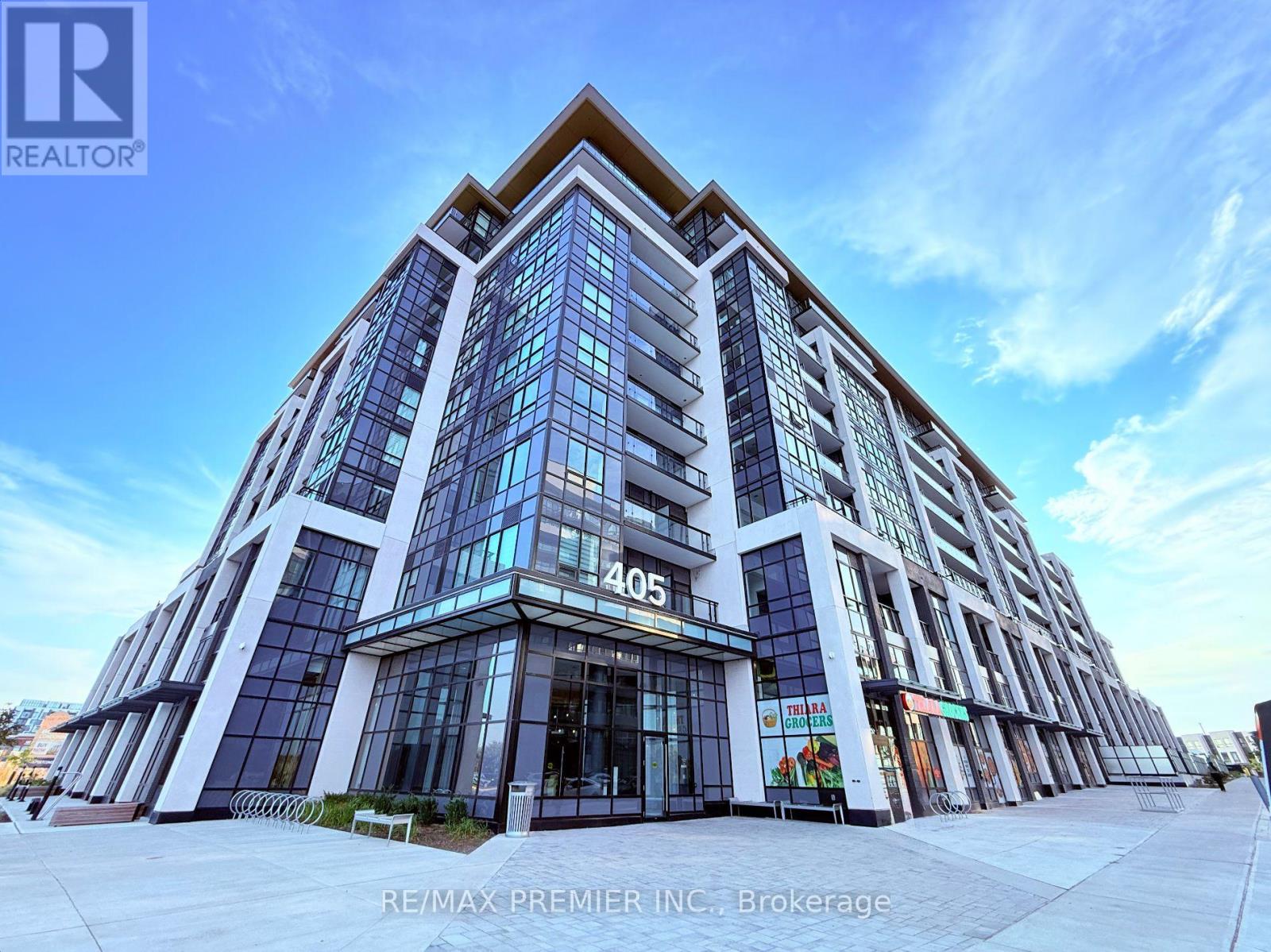 107 - 405 DUNDAS STREET W, Oakville, Ontario