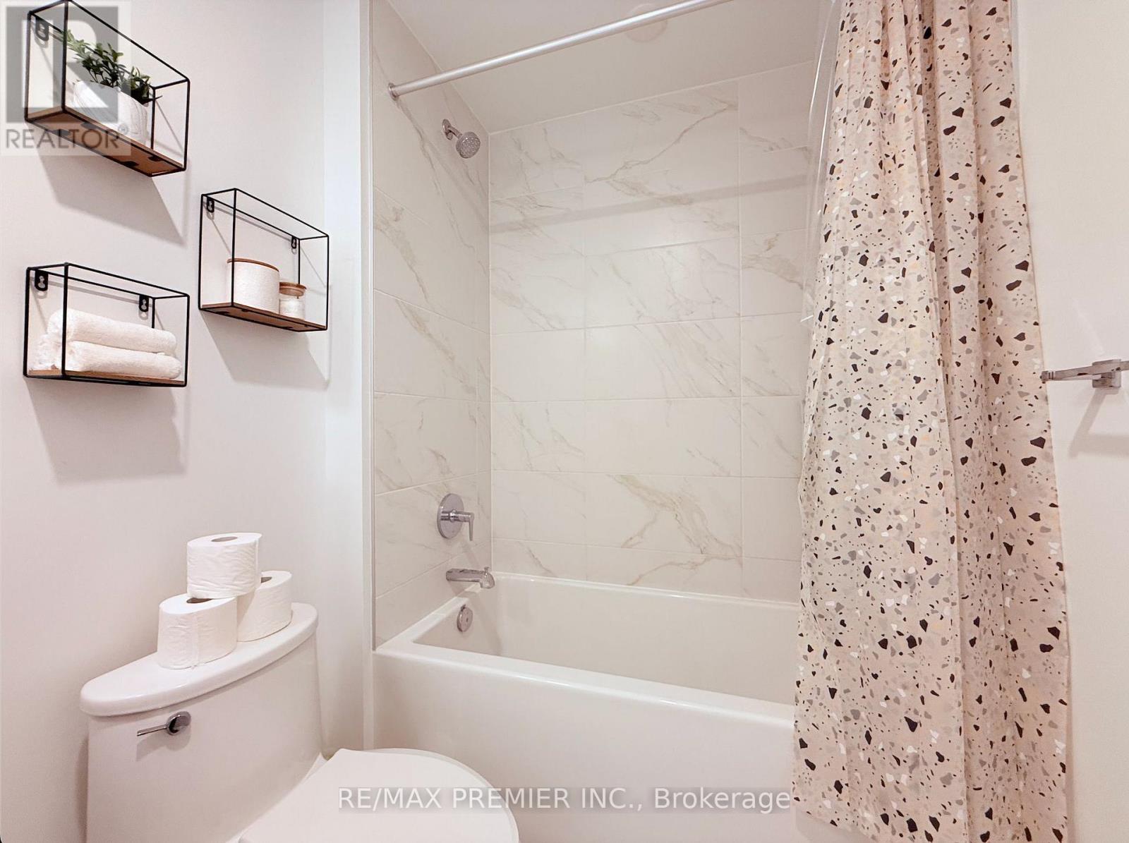 107 - 405 Dundas Street W, Oakville, Ontario  L6M 5P9 - Photo 6 - W12493680