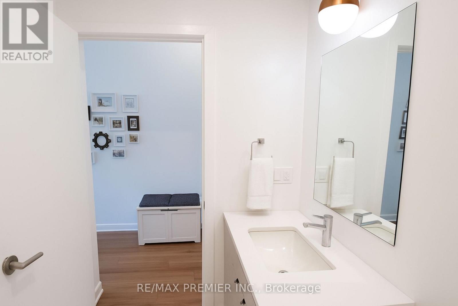 107 - 405 Dundas Street W, Oakville, Ontario  L6M 5P9 - Photo 7 - W12493680