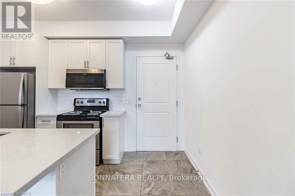 724 - 2486 Old Bronte Road, Oakville, Ontario  L6M 0Y4 - Photo 10 - W12493700