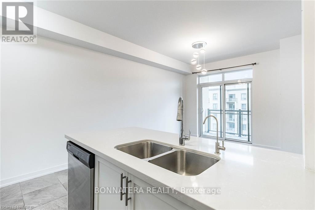 724 - 2486 Old Bronte Road, Oakville, Ontario  L6M 0Y4 - Photo 17 - W12493700