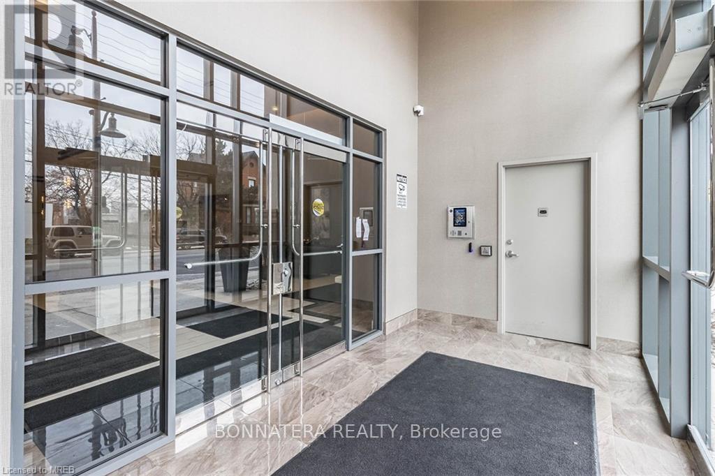 724 - 2486 Old Bronte Road, Oakville, Ontario  L6M 0Y4 - Photo 3 - W12493700