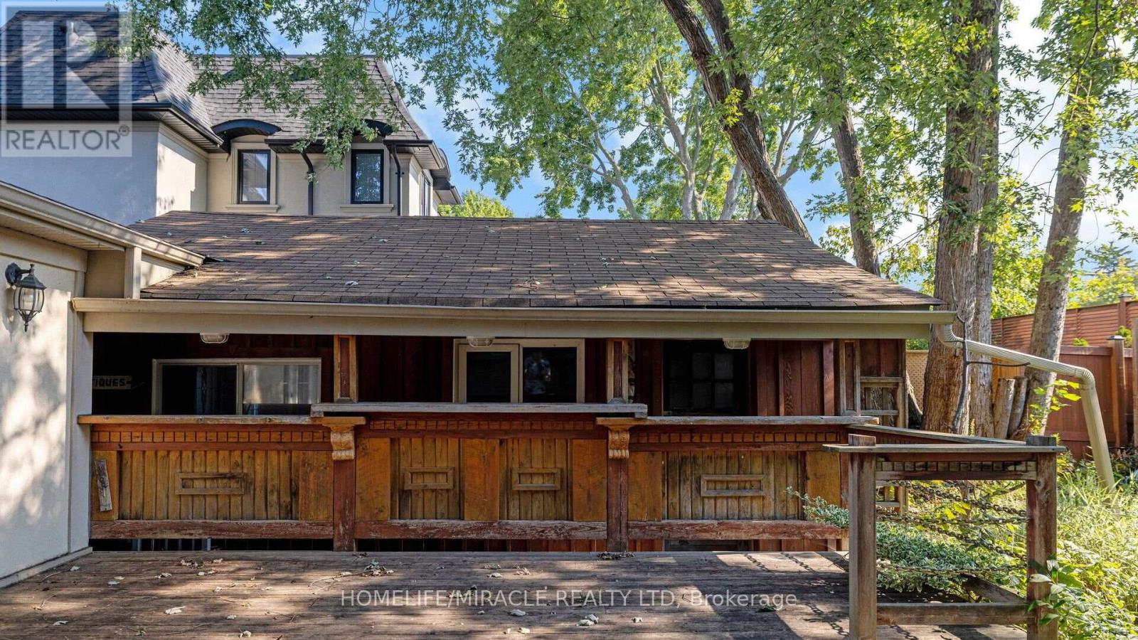 112 Troy Street, Mississauga, Ontario  L5G 1S7 - Photo 41 - W12493720