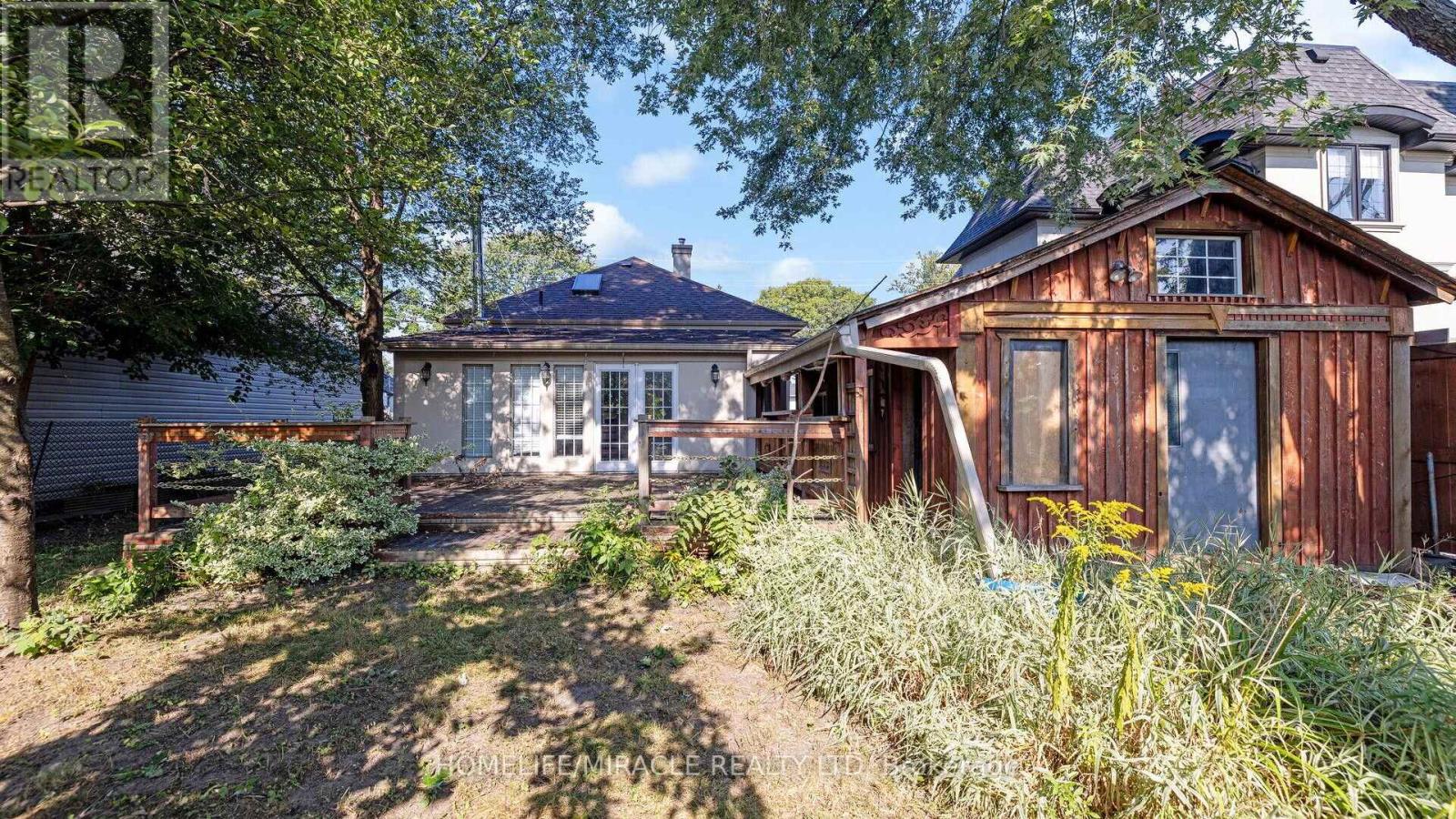 112 Troy Street, Mississauga, Ontario  L5G 1S7 - Photo 45 - W12493720