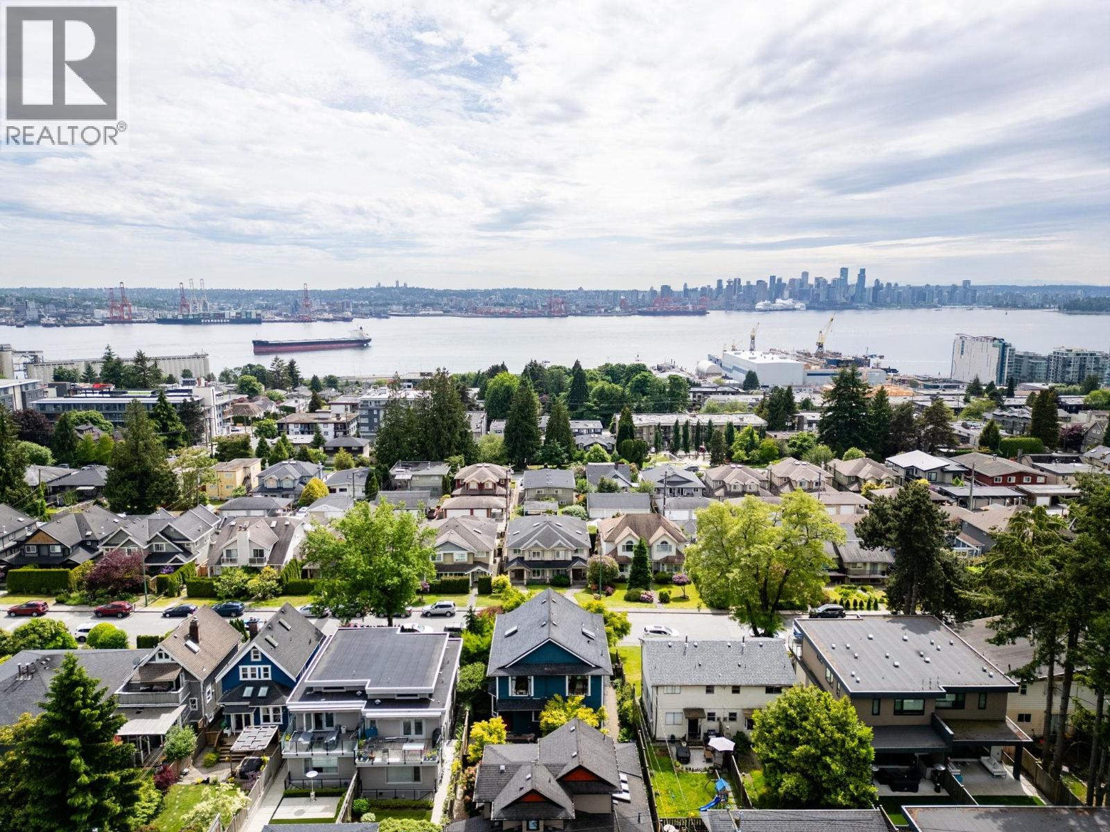 346 E 5th Street, North Vancouver, British Columbia  V7L 1L9 - Photo 29 - R3063445