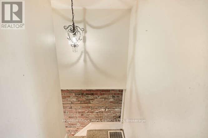 306 Brock Street, Brockville, Ontario  K6V 4G7 - Photo 20 - X12493792