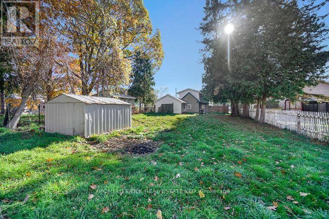 306 Brock Street, Brockville, Ontario  K6V 4G7 - Photo 25 - X12493792