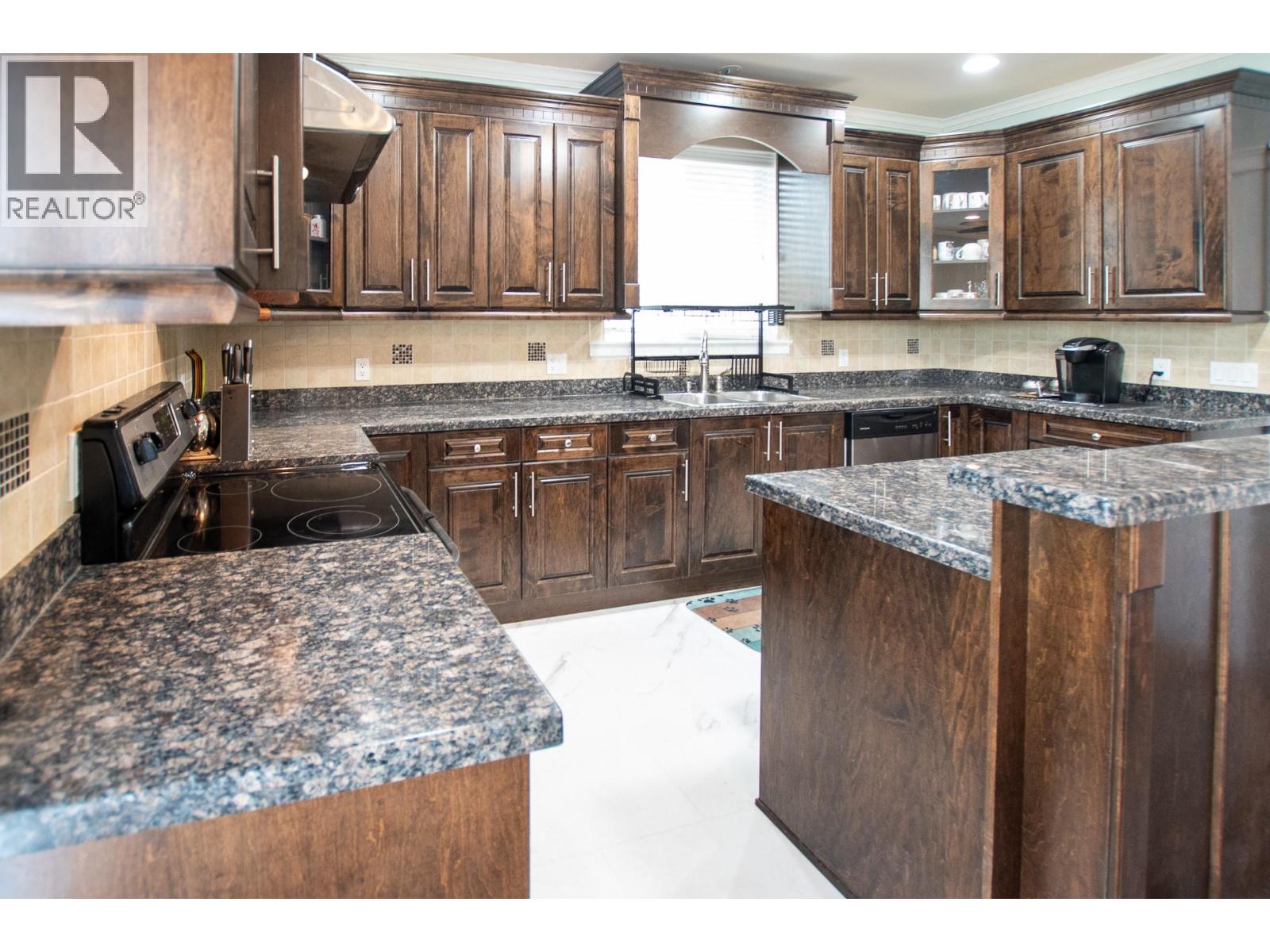 1890b Sage Street, Merritt, British Columbia  V1K 1G3 - Photo 6 - 10353225