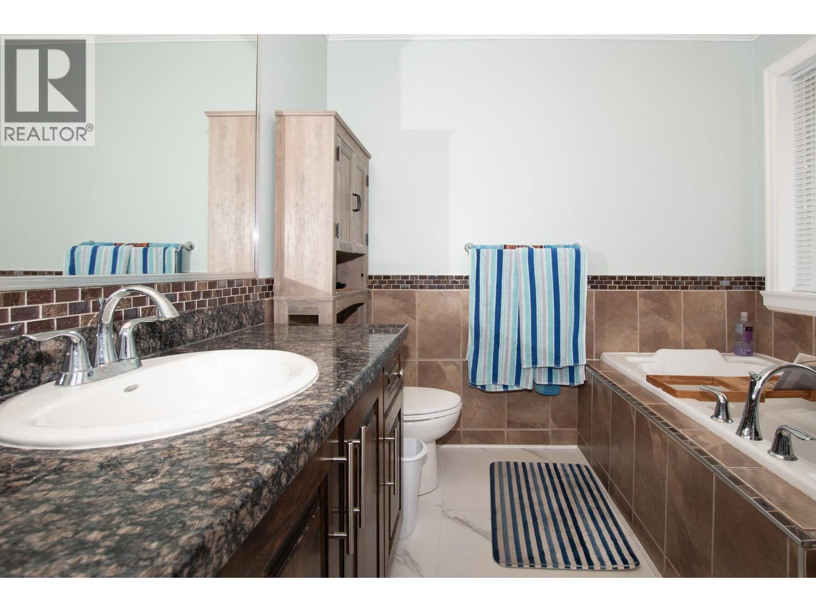 1890b Sage Street, Merritt, British Columbia  V1K 1G3 - Photo 32 - 10353225