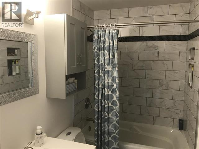 9215 104 Avenue, Fort St. John, British Columbia  V1J 2J6 - Photo 7 - R3062917