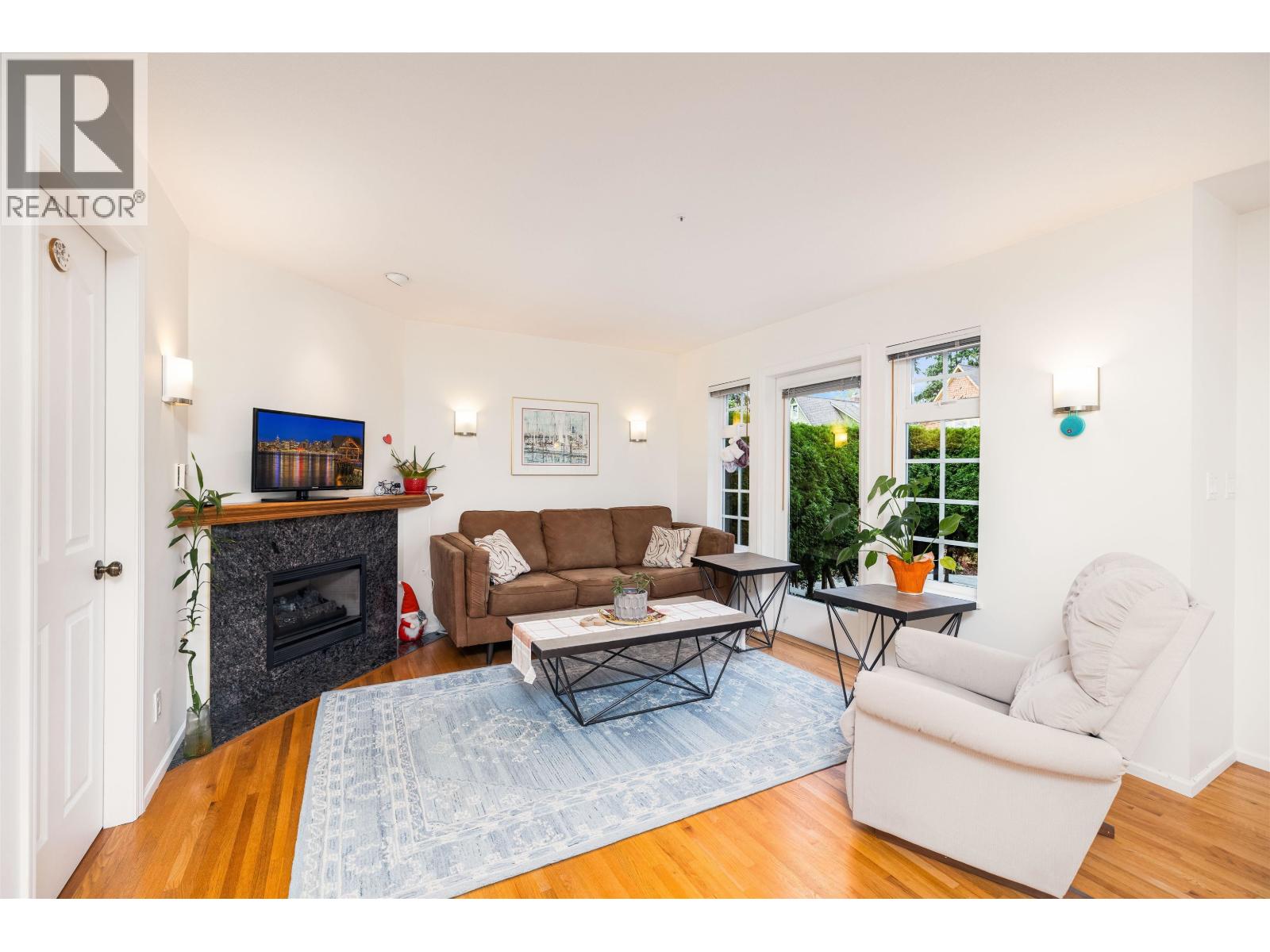 2718 W 3rd Avenue, Vancouver, British Columbia  V6K 1M5 - Photo 4 - R3060547