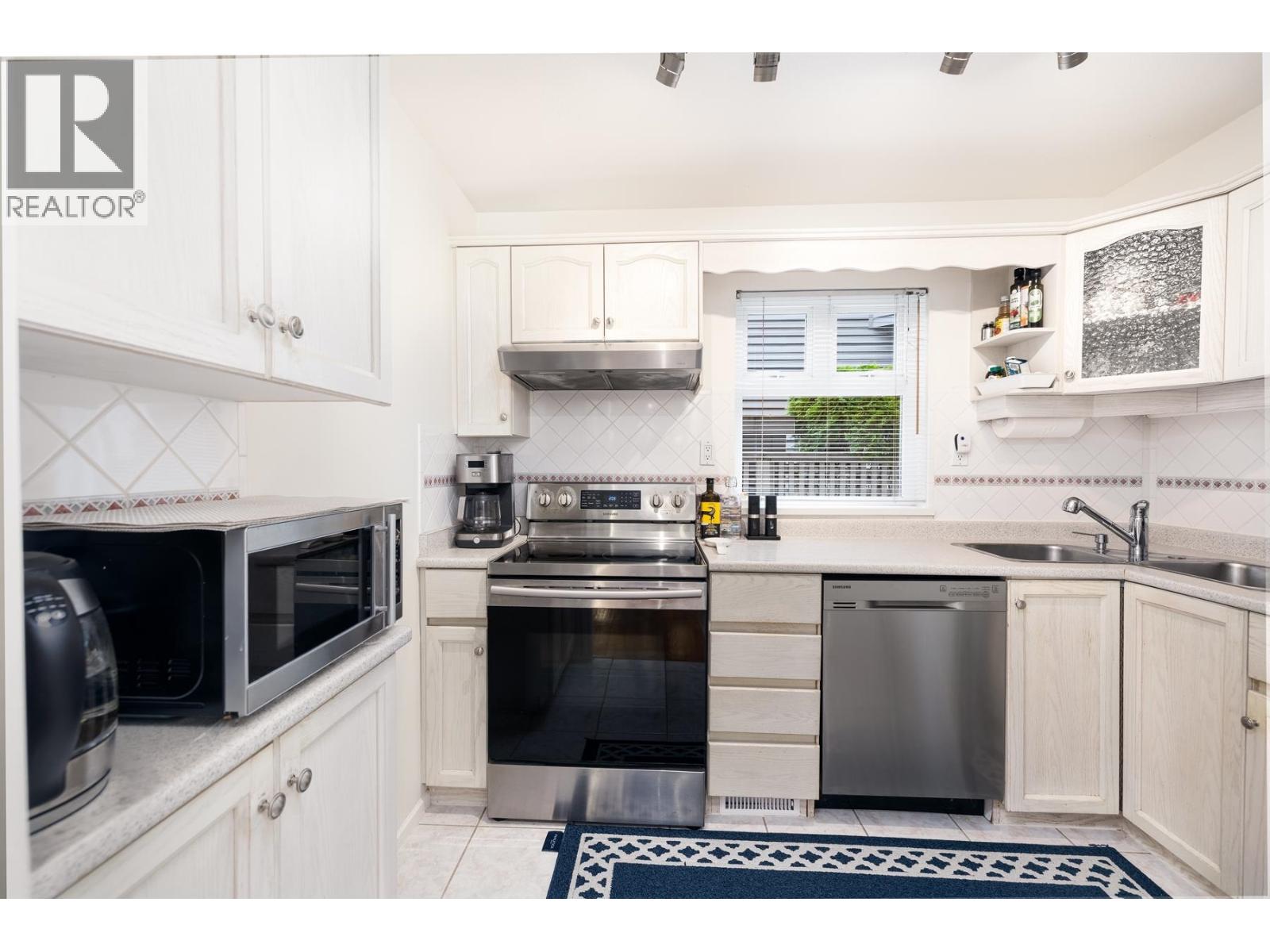 2718 W 3rd Avenue, Vancouver, British Columbia  V6K 1M5 - Photo 9 - R3060547