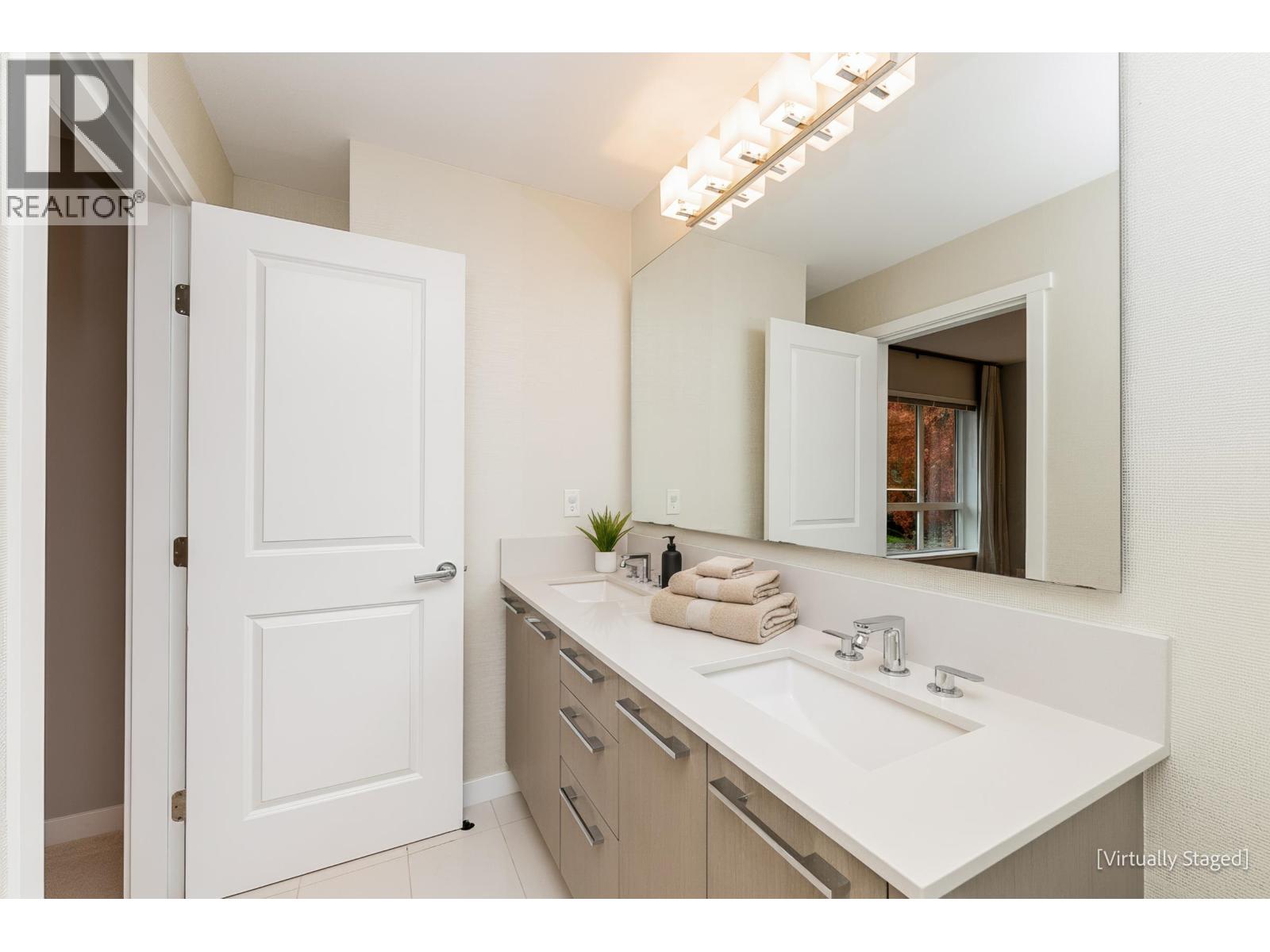 1 3500 Burke Village Promenade, Coquitlam, British Columbia  V3E 0N2 - Photo 17 - R3063376