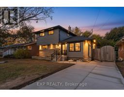 39 GRANDFIELD STREET, Hamilton, Ontario