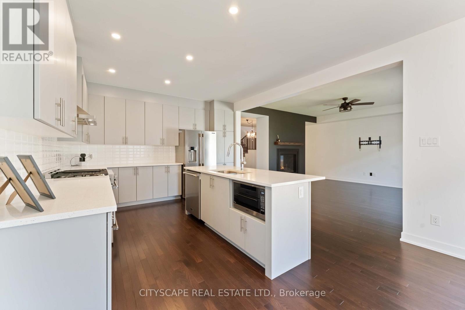 617 Kenabeek Terrace, Ottawa, Ontario  K4M 0B3 - Photo 15 - X12493688