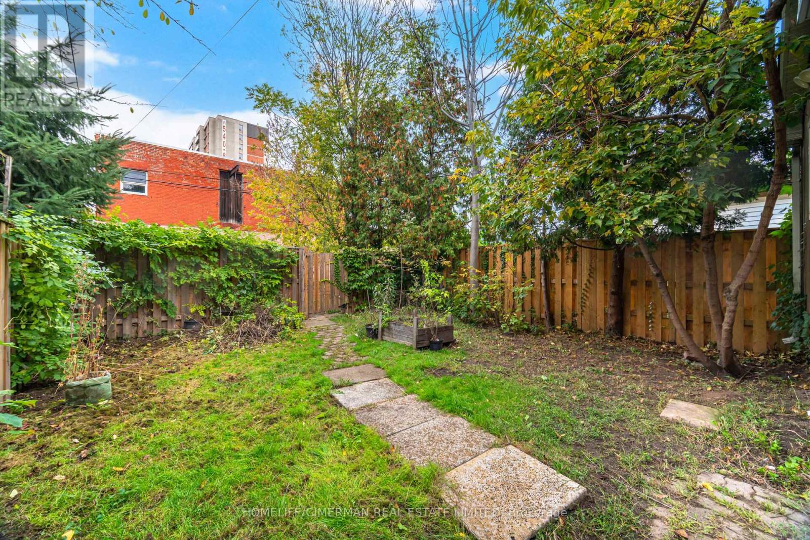 Unit #2 - Second Floor - 67 West Avenue N, Hamilton, Ontario  L8L 5C1 - Photo 11 - X12493718