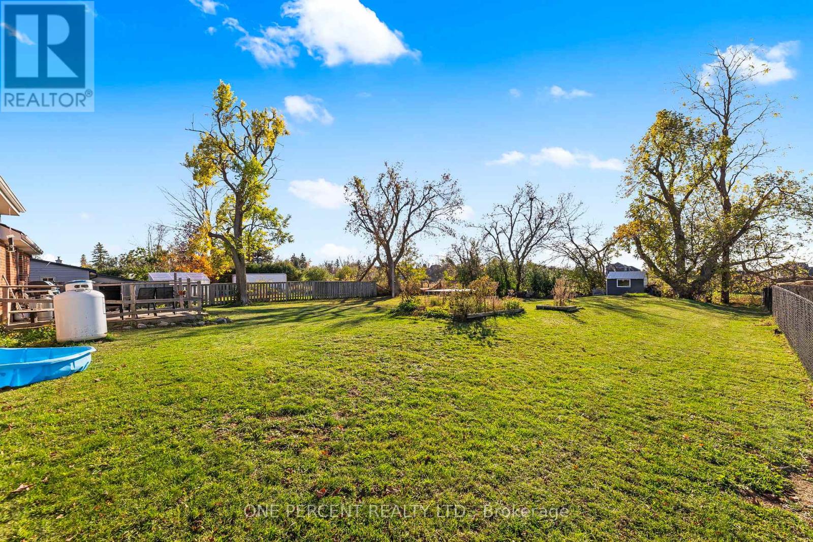 118 Nappadale Street, Kawartha Lakes, Ontario  K0M 2T0 - Photo 29 - X12493730