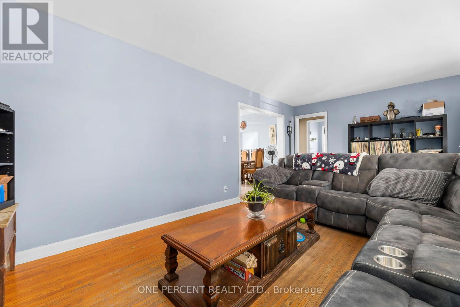 118 Nappadale Street, Kawartha Lakes, Ontario  K0M 2T0 - Photo 7 - X12493730