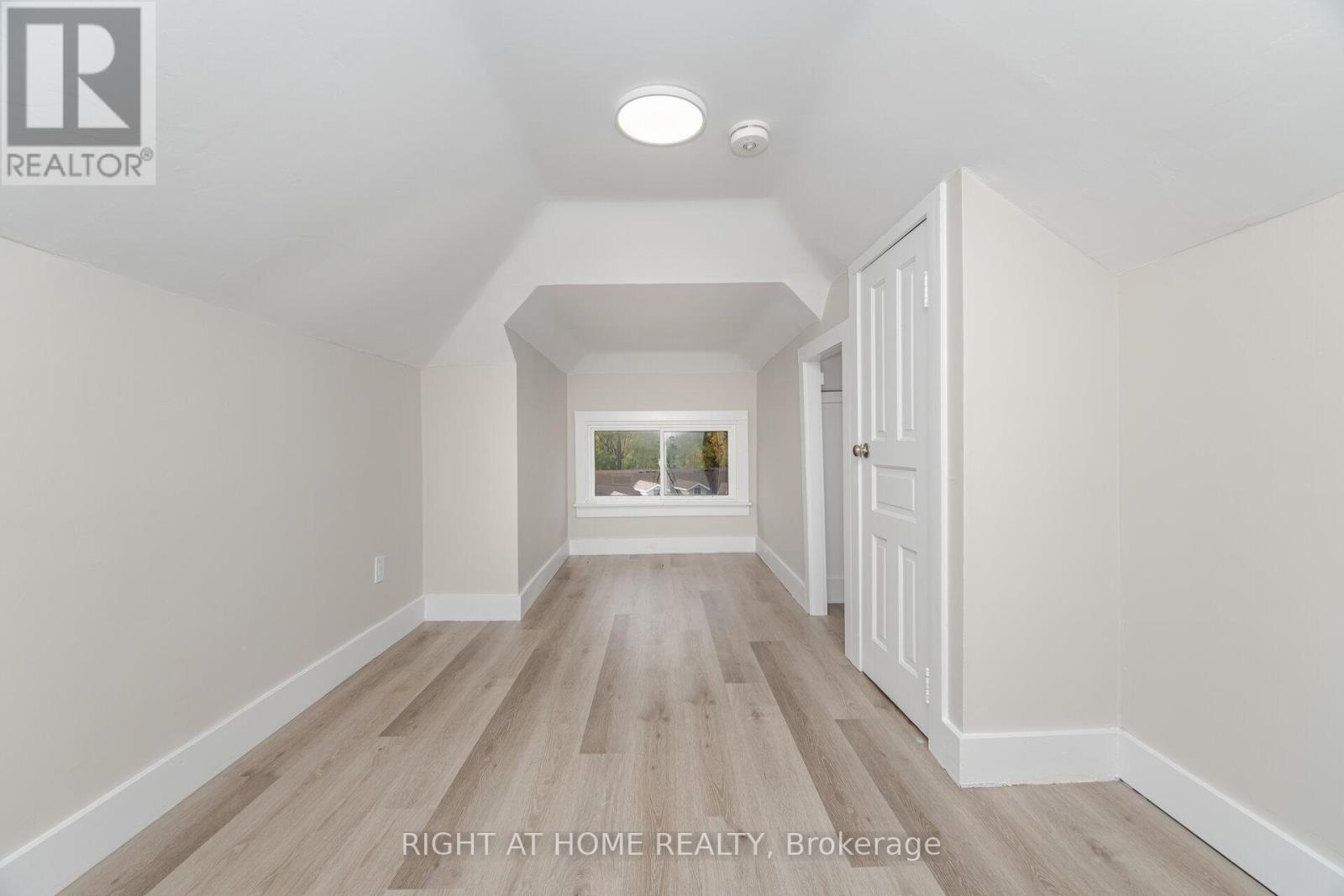 152 Weber Street E, Kitchener, Ontario  N2H 1C9 - Photo 14 - X12493734