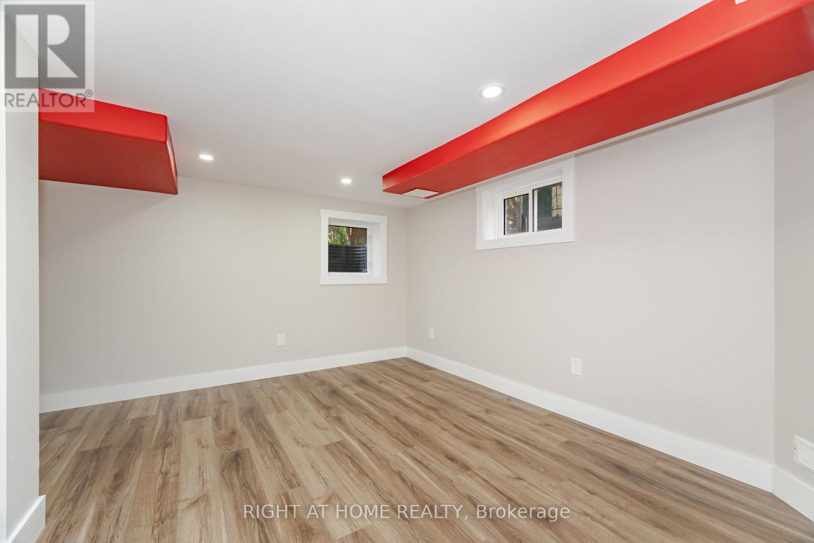 152 Weber Street E, Kitchener, Ontario  N2H 1C9 - Photo 33 - X12493734