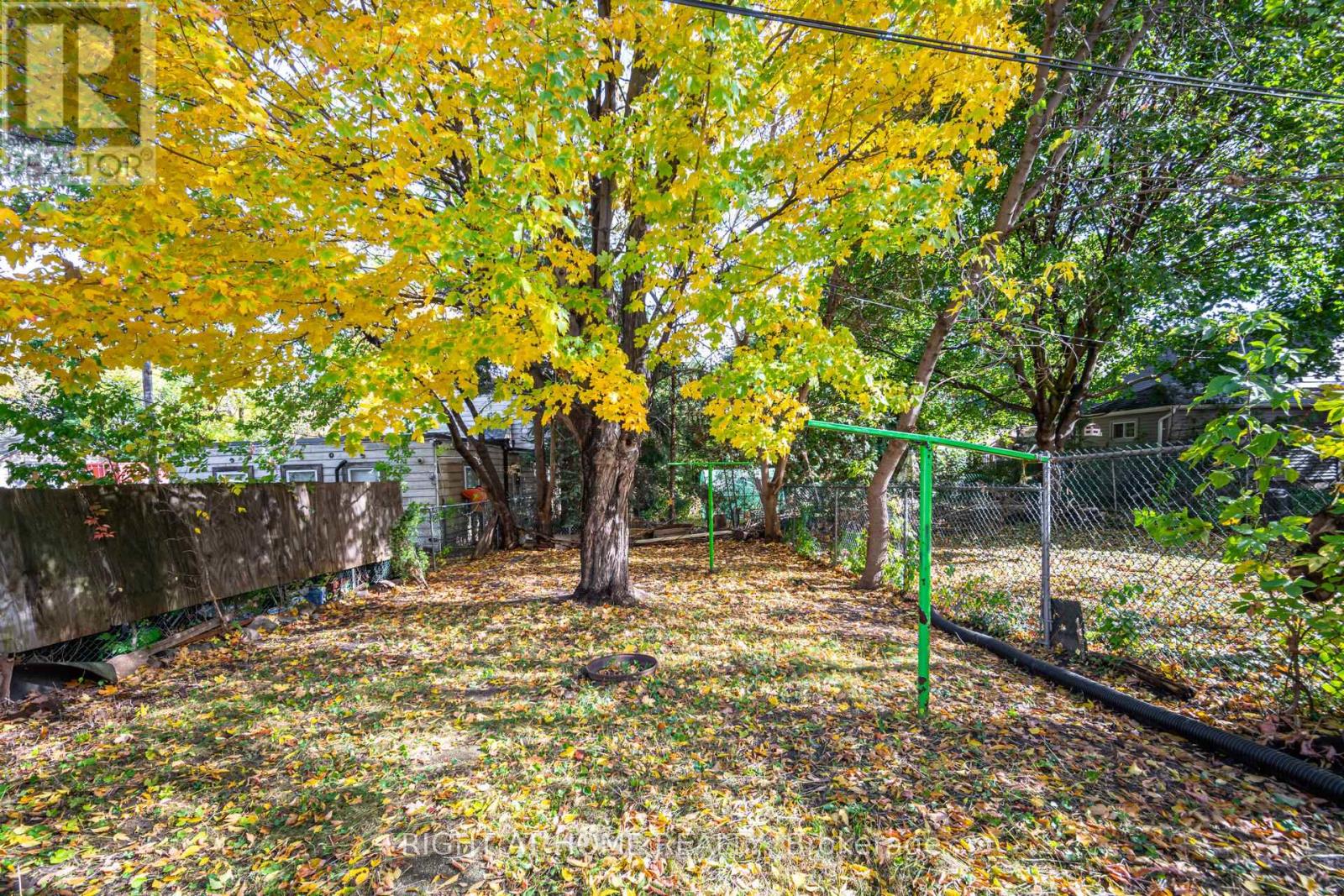 152 Weber Street E, Kitchener, Ontario  N2H 1C9 - Photo 37 - X12493734