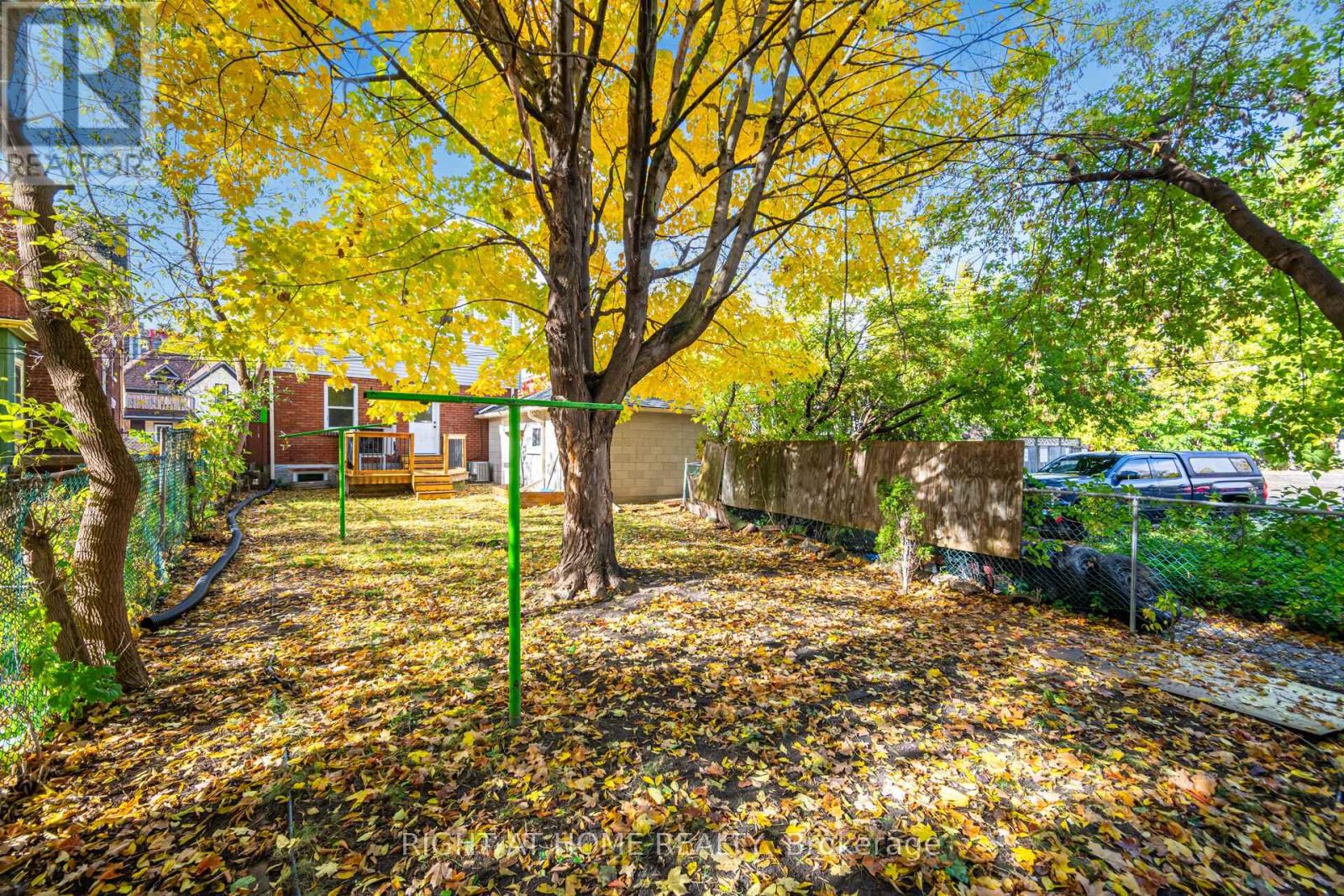 152 Weber Street E, Kitchener, Ontario  N2H 1C9 - Photo 39 - X12493734