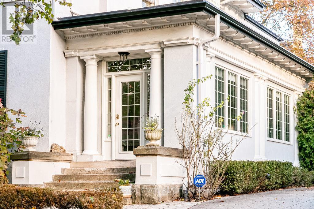 3 Turner Avenue, Hamilton, Ontario  L8P 3K4 - Photo 4 - X12493768