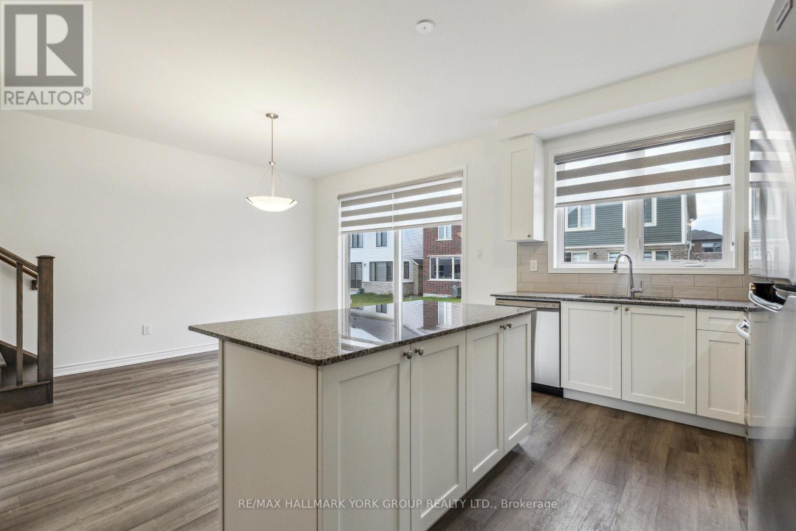 54 Histand Trail, Kitchener, Ontario  N2R 0S2 - Photo 10 - X12493774