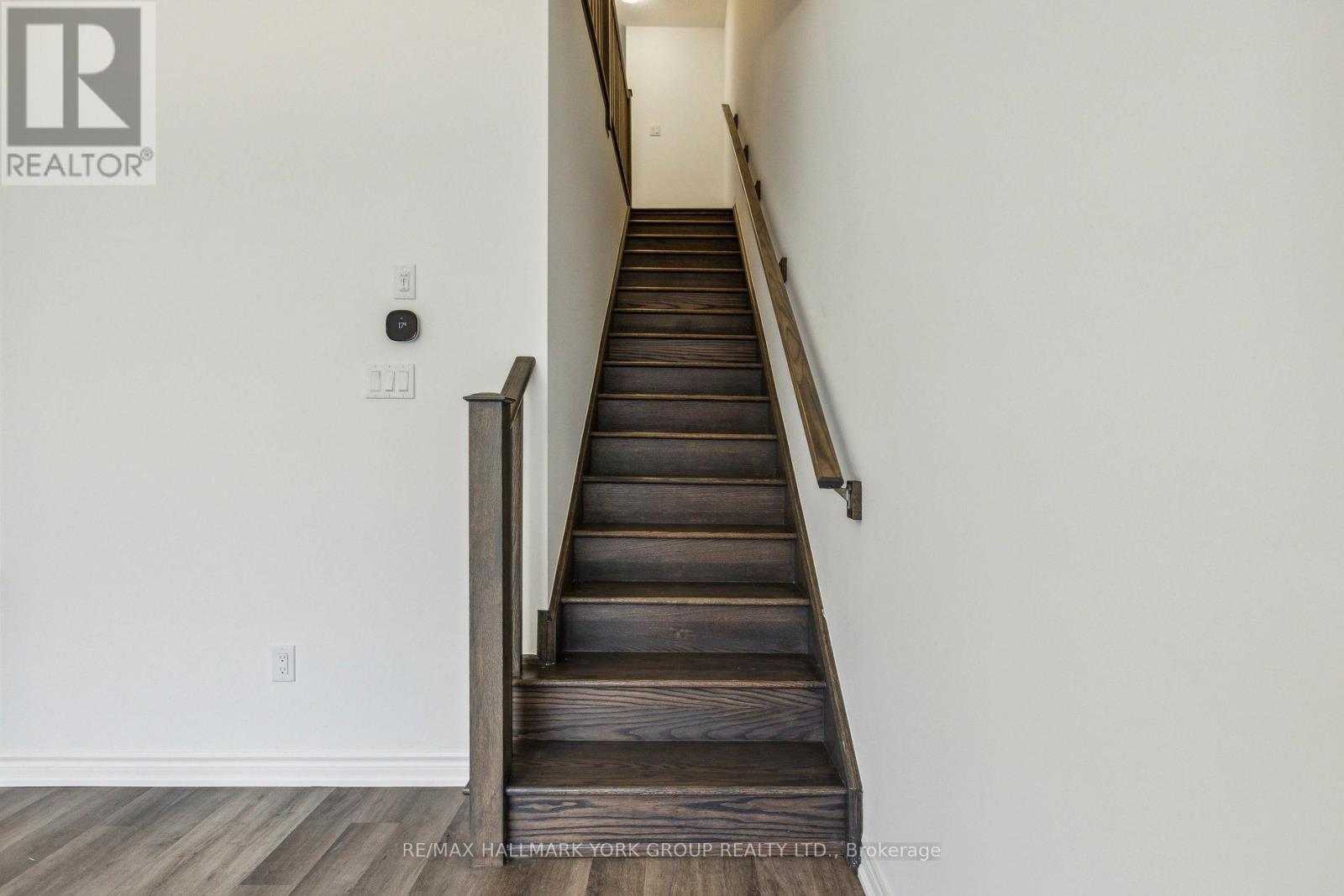 54 Histand Trail, Kitchener, Ontario  N2R 0S2 - Photo 14 - X12493774