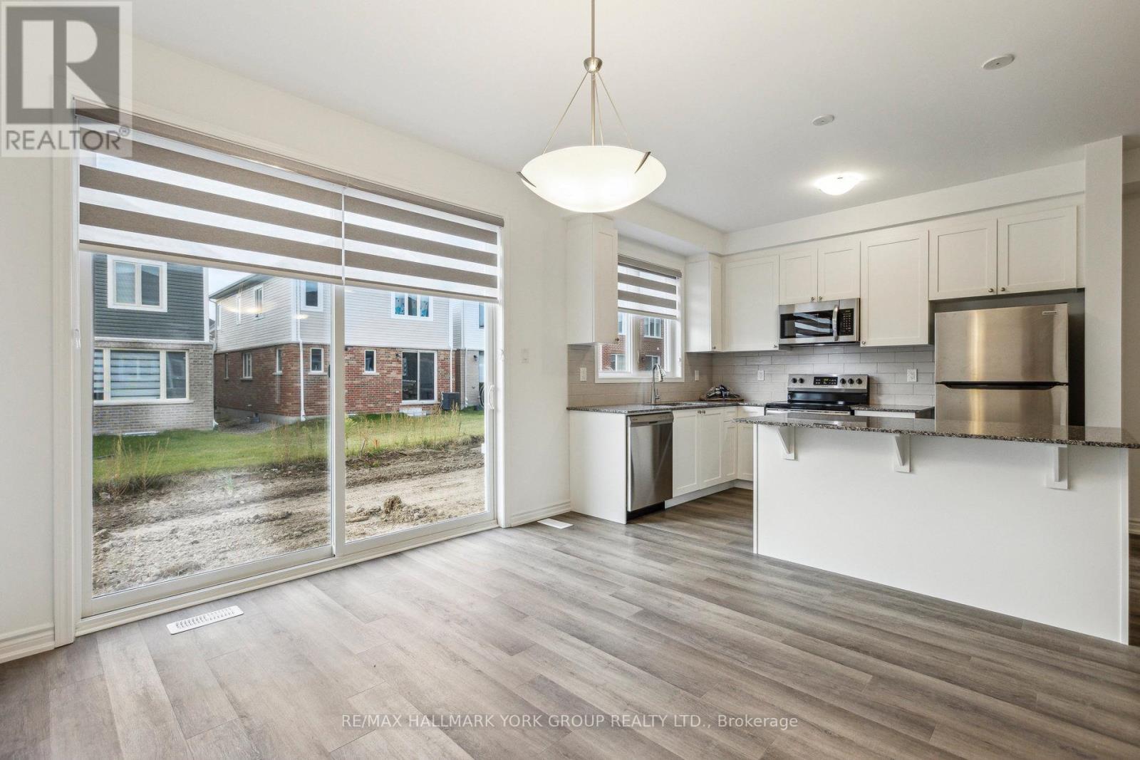 54 Histand Trail, Kitchener, Ontario  N2R 0S2 - Photo 9 - X12493774