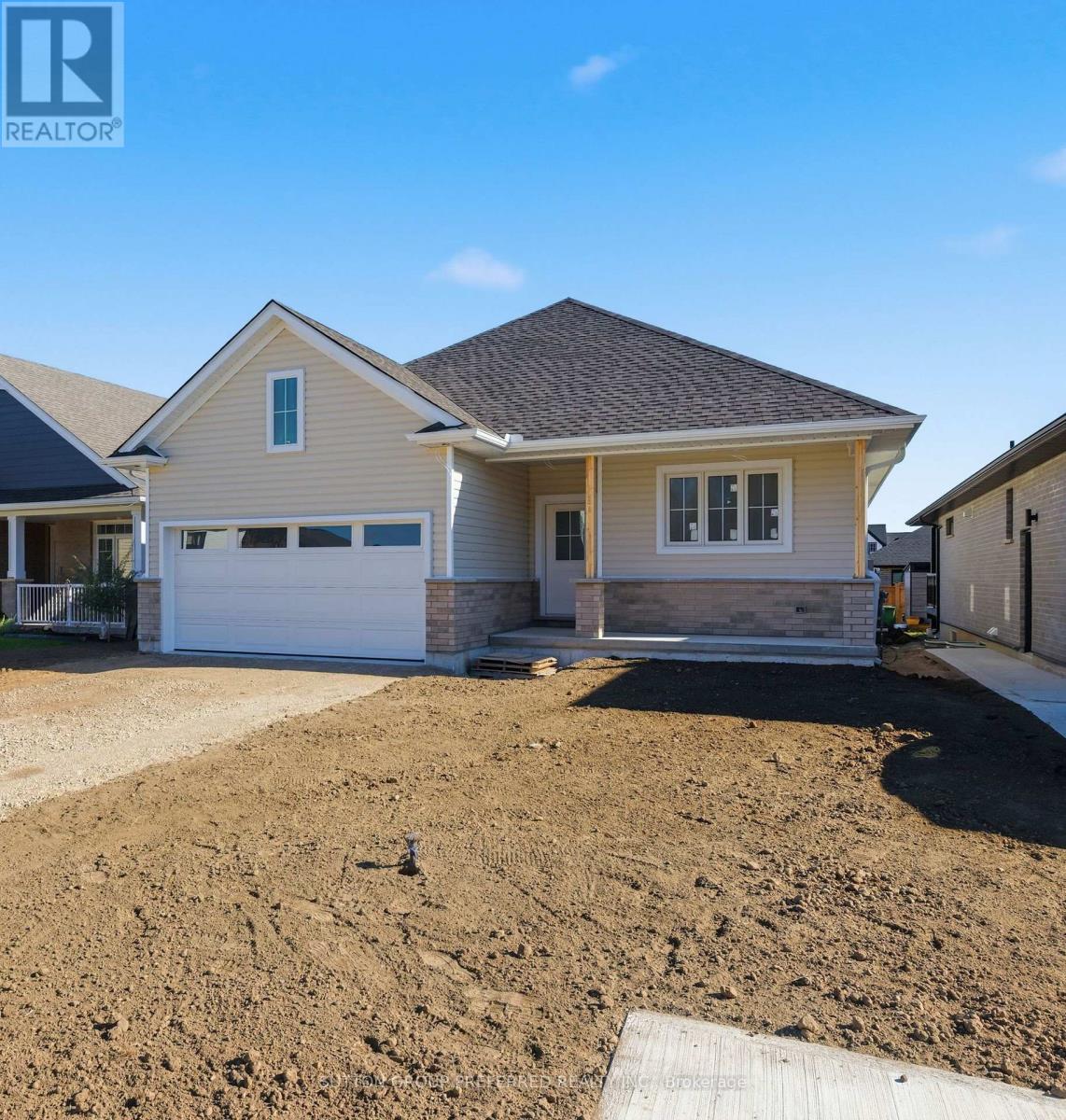 37 Ayrshire Avenue, St. Thomas, Ontario  N5P 3S6 - Photo 2 - X12491212