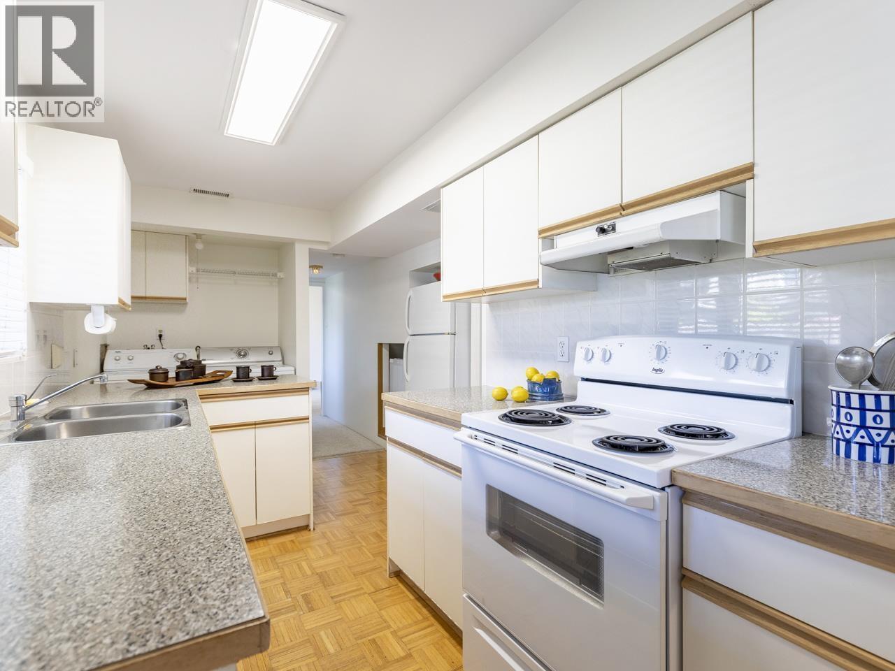 3111 Blundell Road, Richmond, British Columbia  V7C 1G2 - Photo 25 - R3063365