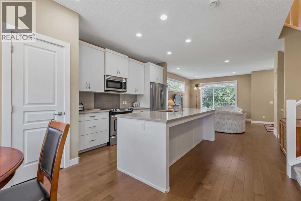 1318 Walden Drive Se, Calgary, Alberta  T2X 2H5 - Photo 4 - A2265207