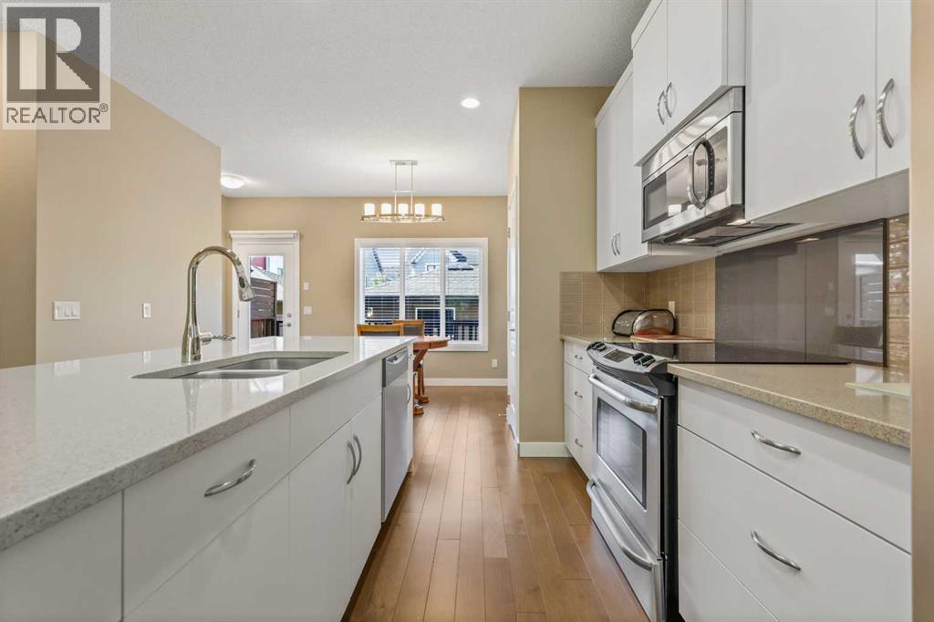 1318 Walden Drive Se, Calgary, Alberta  T2X 2H5 - Photo 5 - A2265207