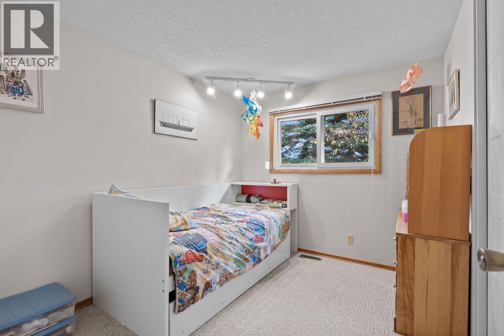 3350 Oakwood Drive Sw, Calgary, Alberta  T2V 4J4 - Photo 26 - A2267181