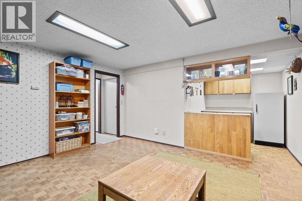 3350 Oakwood Drive Sw, Calgary, Alberta  T2V 4J4 - Photo 30 - A2267181