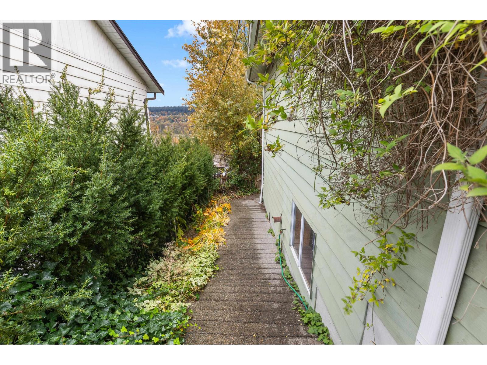 1507 Elinor Crescent, Port Coquitlam, British Columbia  V3C 2Y3 - Photo 38 - R3063432