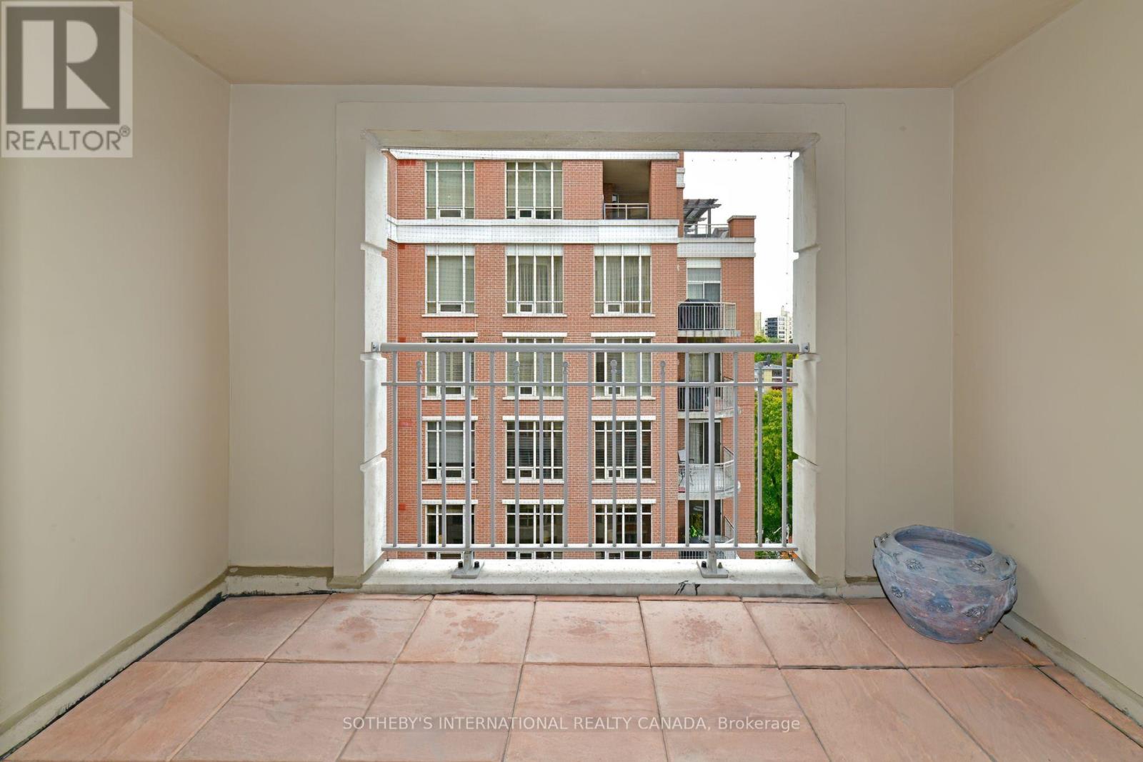 905 - 33 Delisle Avenue, Toronto, Ontario  M4V 3C7 - Photo 10 - C12493794