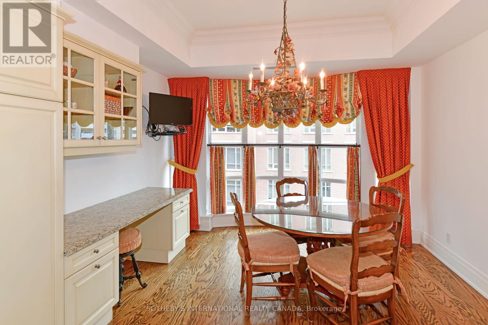 905 - 33 Delisle Avenue, Toronto, Ontario  M4V 3C7 - Photo 14 - C12493794